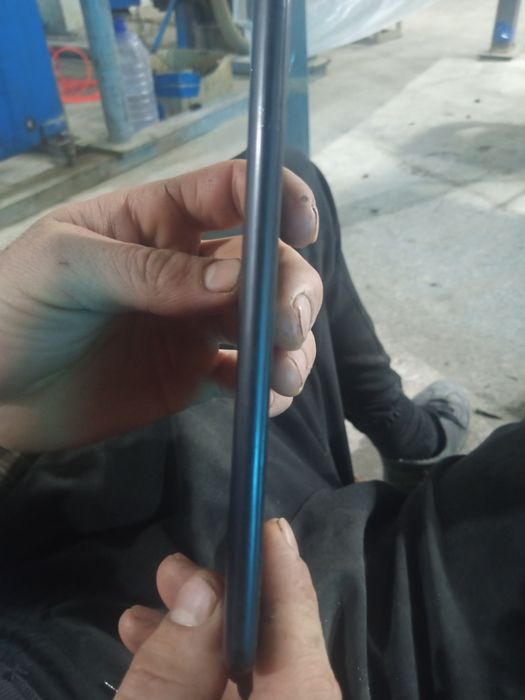 Samsung galaxy A11 32gb aybi yo garantiyasi bilan pas kopiya beriladi