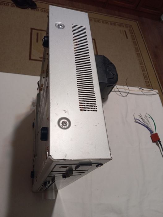 Amplificator JVC cu BT