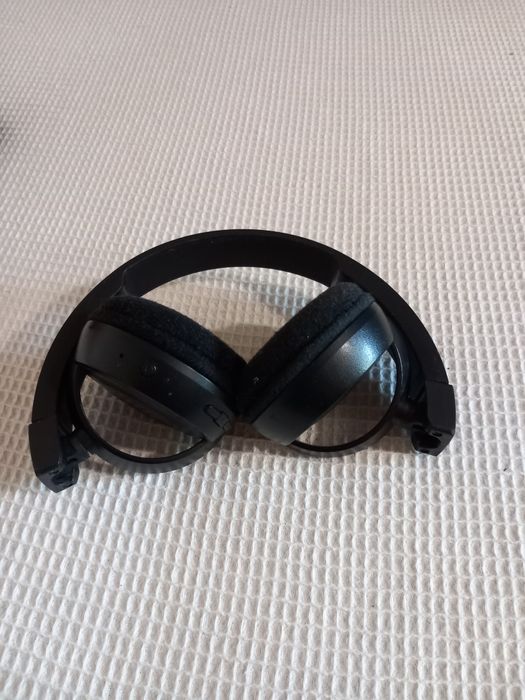 Безжични слушалки JBL