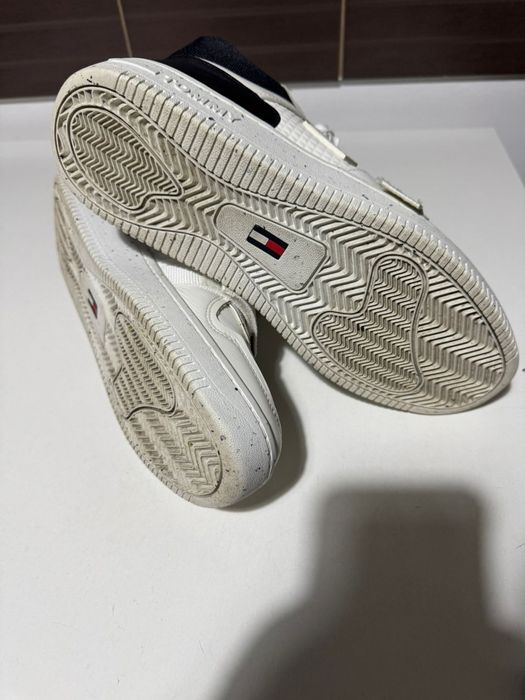 Vand sneakersi Tommy Hilfiger