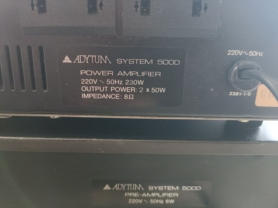 Adytum System 5000 (Toshiba Aurex), amplificator + preamplificator