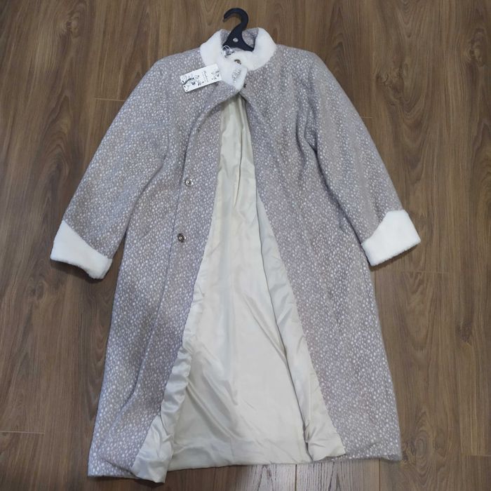 Пальто. Демисезонное. Новое