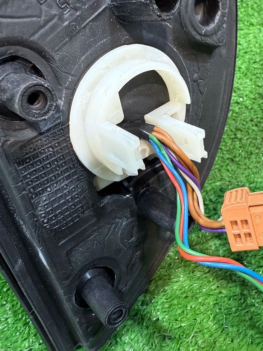 OGLINDA STANGA CITROEN BERLINGO 1.6 DIESEL 2018 COD OEM 1648985280 2008-2018