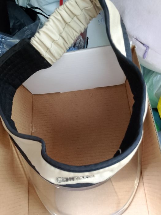Лятна козирка Calvin Klein