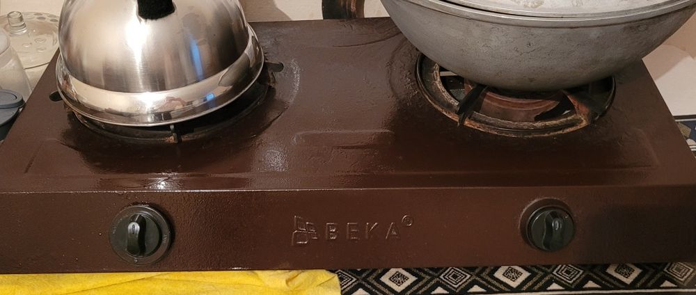 Уйдің заттары сатылады