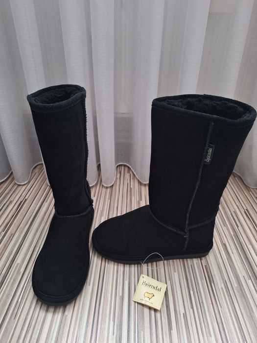 Cizme piele Björndal gen UGG mărime 36.