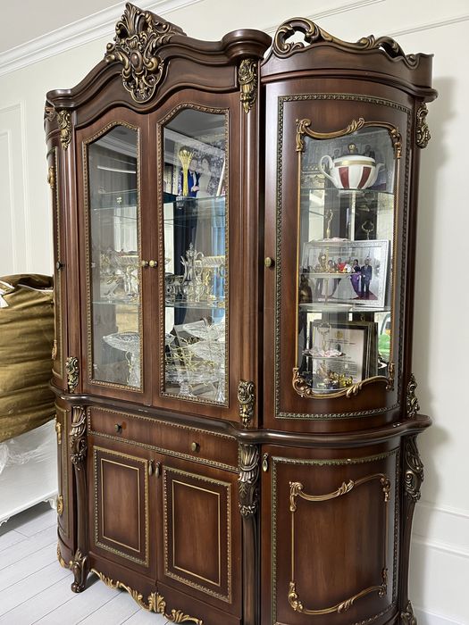 Горка в гостиную. Продам срочно