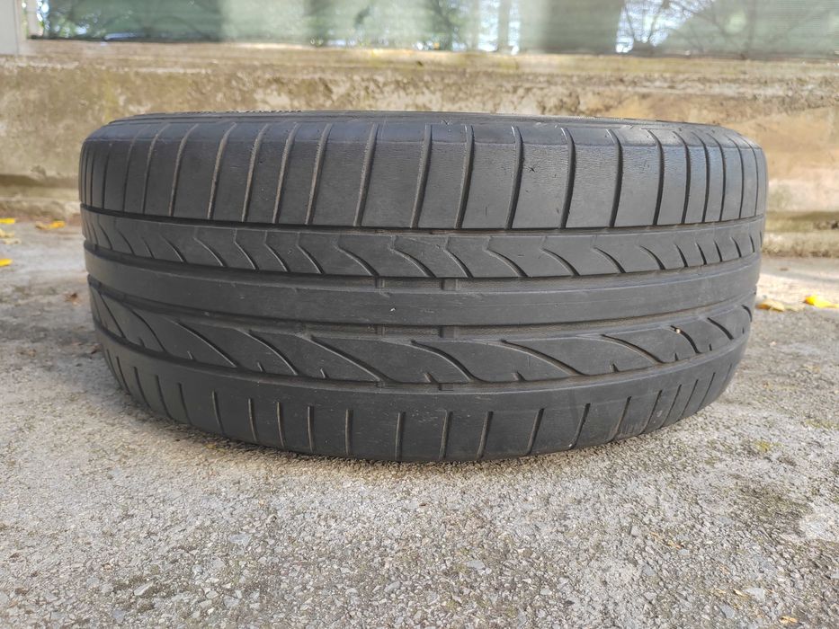 215/50/17 1бр.Bridgestone гума