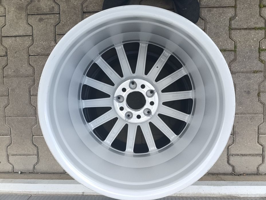 Două jante originale noi AMG Mercedes SL W 230 pentru axa spate