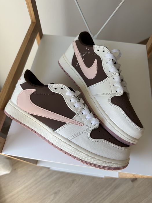Маратонки nike dunk travis scott 38 размер
