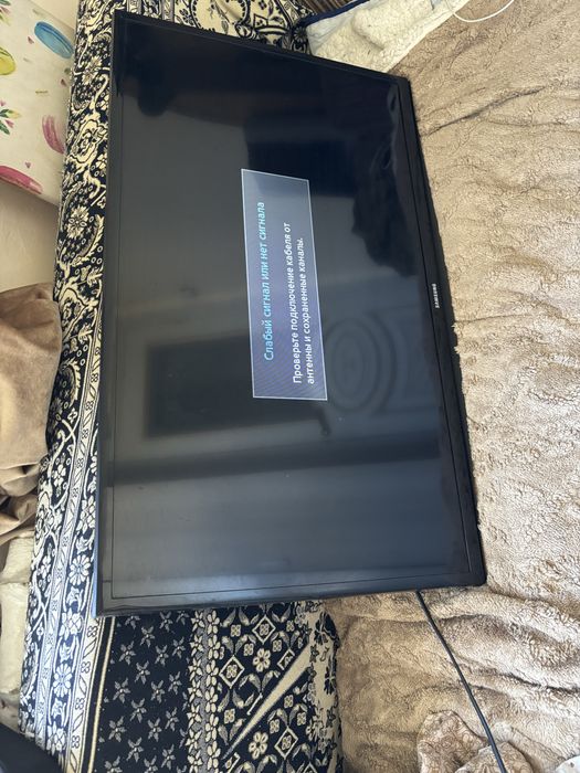 Продам телевизор Samsung UE32H4000AK