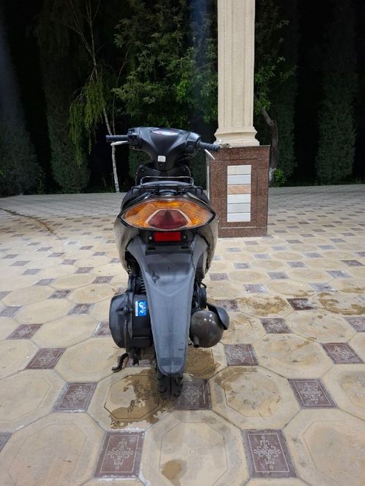 Suzuki skuter benzin