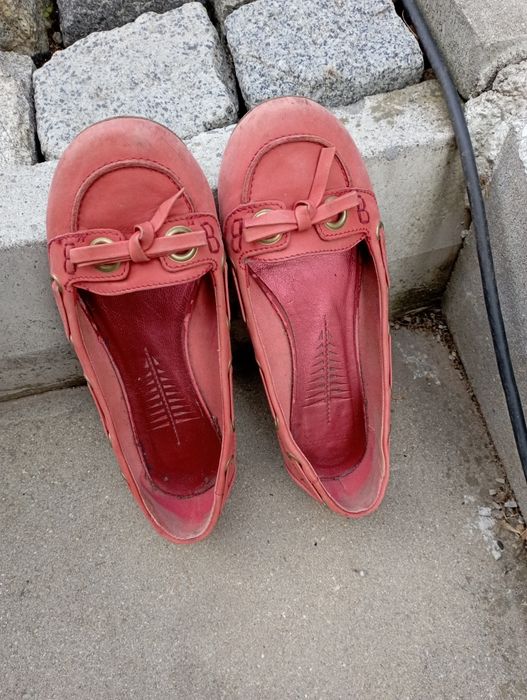 Обувки, сандали, ботуши 38-39 номер