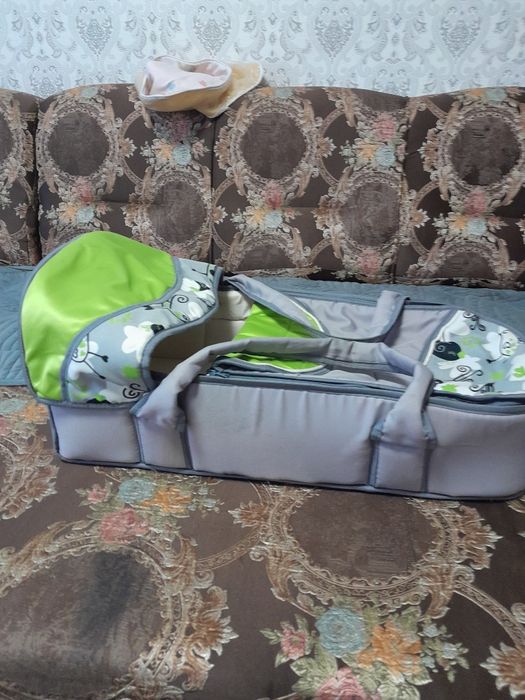 Продам каляску зима лето.