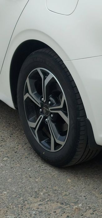 Комплект дисков с летней резиной
Диски размер: R16, разболтовка 5х114.