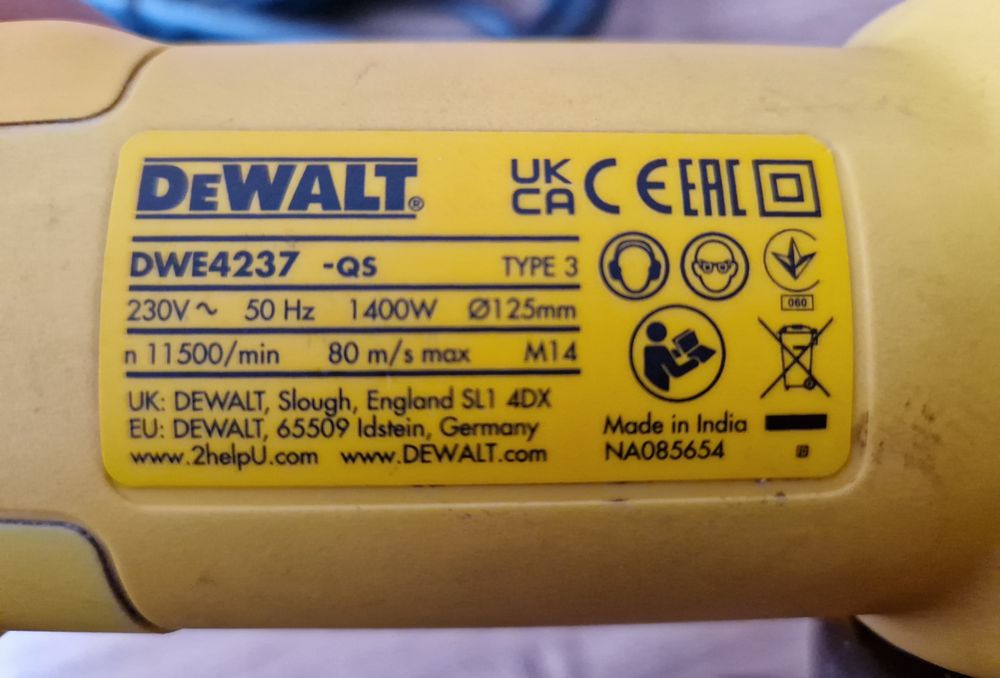 Болгарка-Ушм DeWalt 1400w.