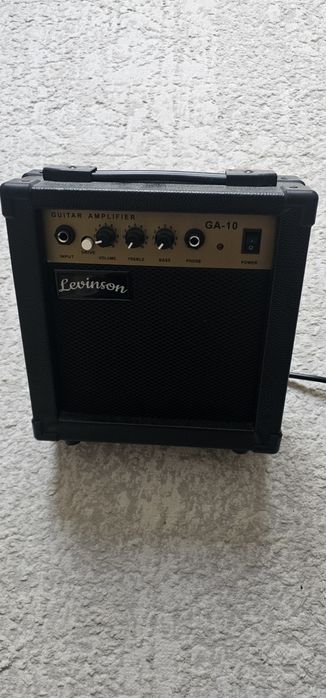 Комбоусилитель для электрогитары Levinson GA 10