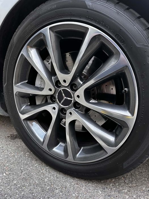 Vând Mercedes-Benz, E-Class E220d, W213