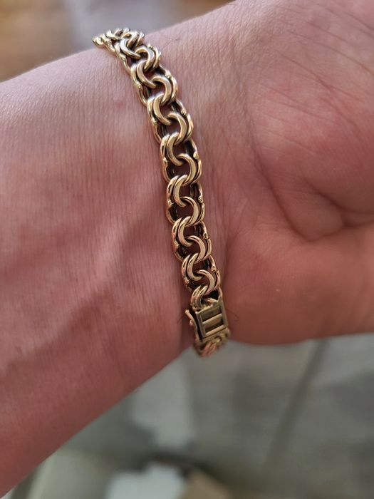 Продам браслет бисмарк