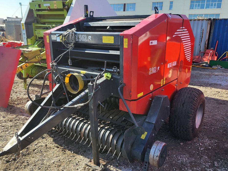 Пресс подборщик Metal fach Z562