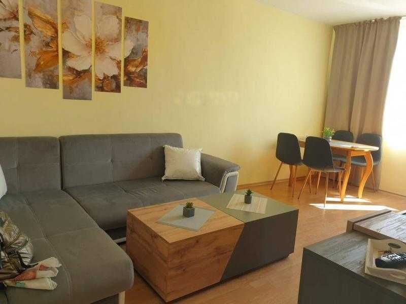 Дава се под наем Двустаен апартамент в Бургас, Братя Миладинови - 50 кв.м за 357 € - Снимка #2