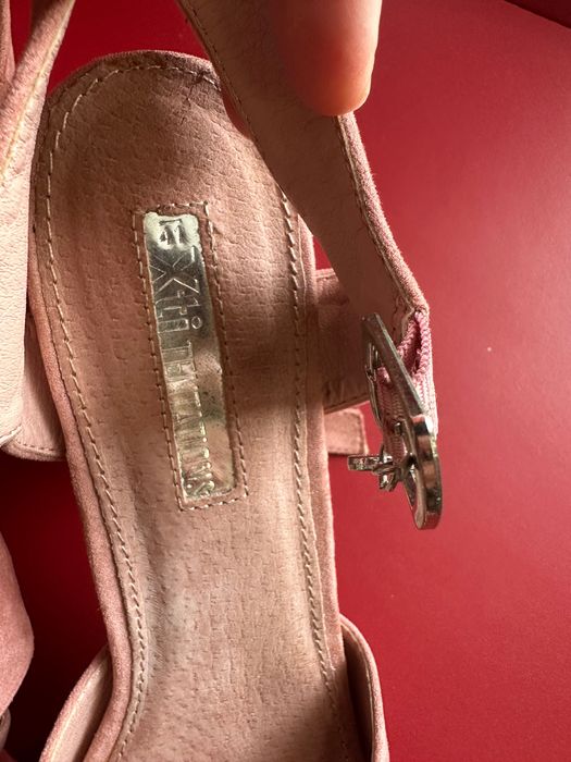 Дамски велурени сандали X-ti Tentations