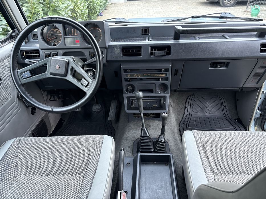 MITSUBISHI Pajero 1986 — imagine 5