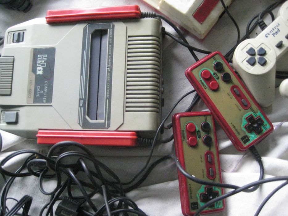 ИГРОВАЯ приставка оригинал Тайвань 1990 ГОДОВ