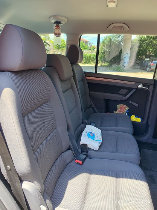 Продавам Vw Touran 1.9 TDI