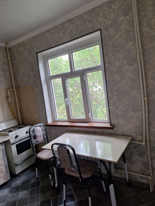 Продаётся срочно своя квартира! Авиасозлар2. Рядом с рынком Кадышева 1