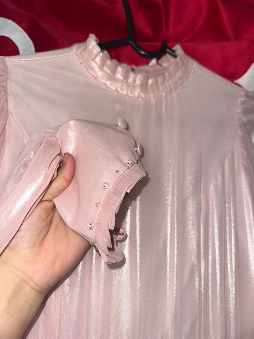 Продам или на прокат.размер 42-46.