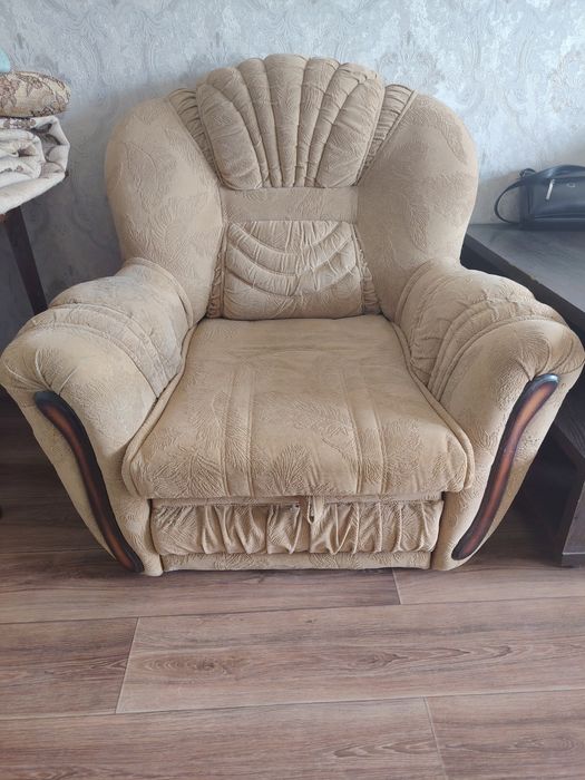 Диван и кресло-кровать