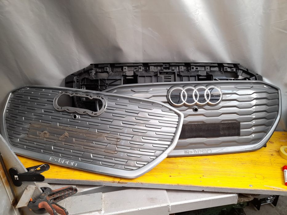 Грил решетка основа панел  Vw E-Tron