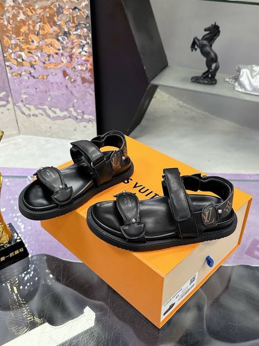 Луксозни дамски сандали - Louis Vuitton 38 и 39 номер