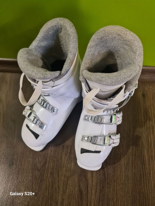 Детски ски обувки