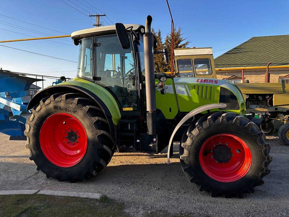 Трактор CLAAS ARION 640