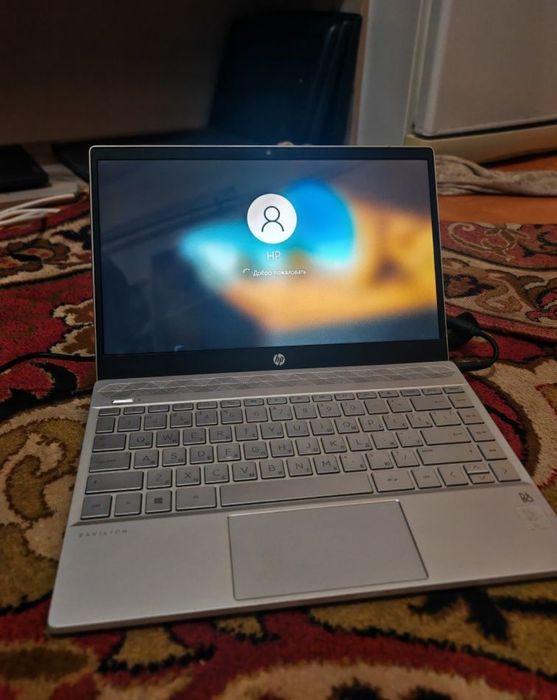 Ультрабук Но Core i3-8145