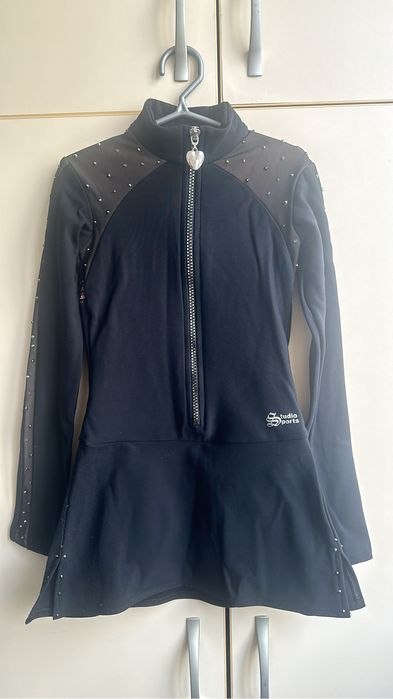 Одежда для фигурного катания