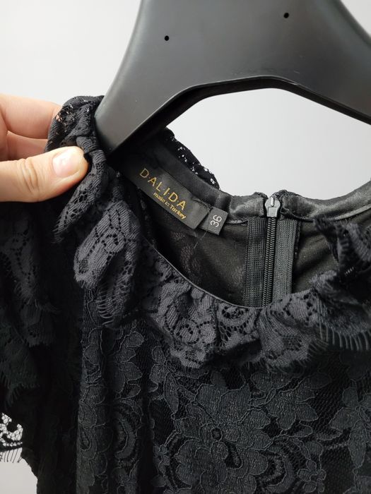 Вечернее чёрное платье