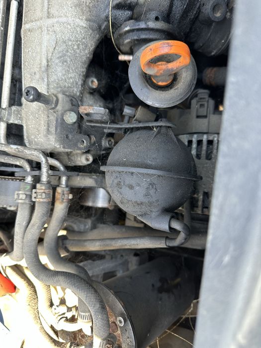 На части Vw Touaran Dsg автомат 2.0тди Bkd теглич преграда N1 печка