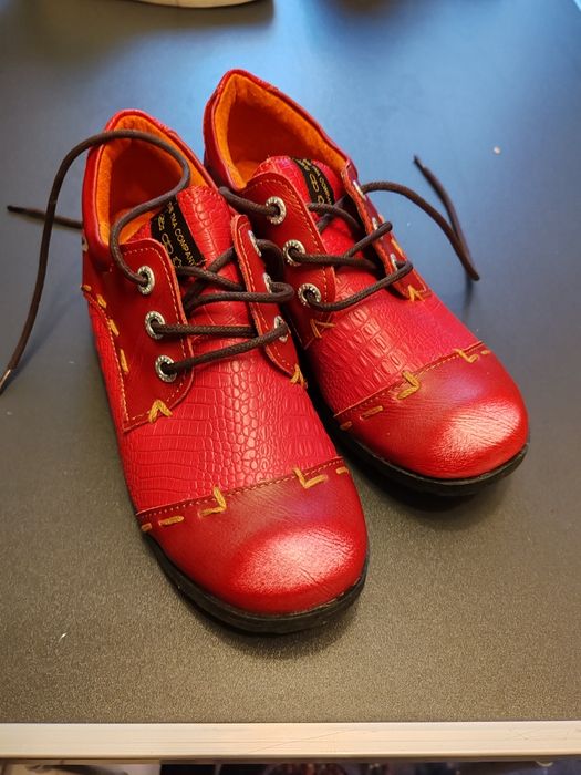 Pantofi damă YMA piele roșie mărimea 37 stil casual vintage
