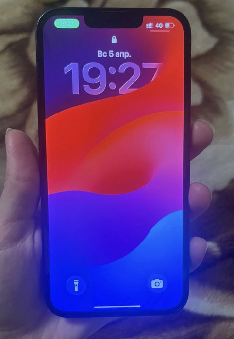 Продам айфон 13, 128 гб