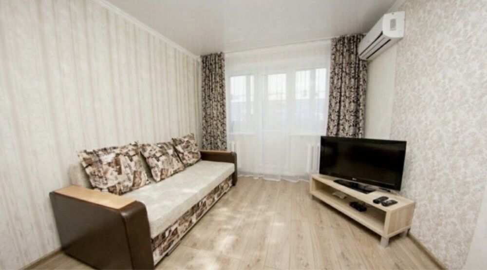 По часам 1500