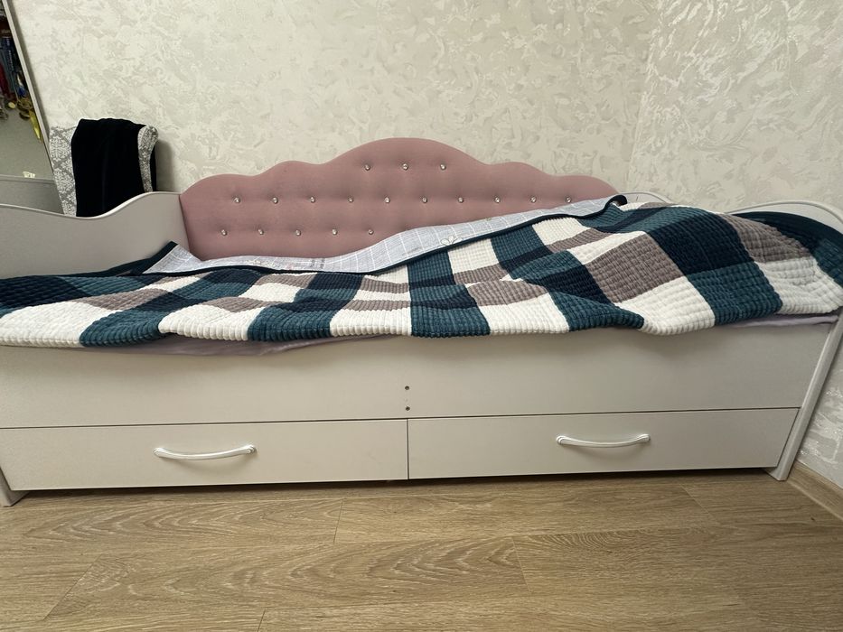 Кровать детская подростковая