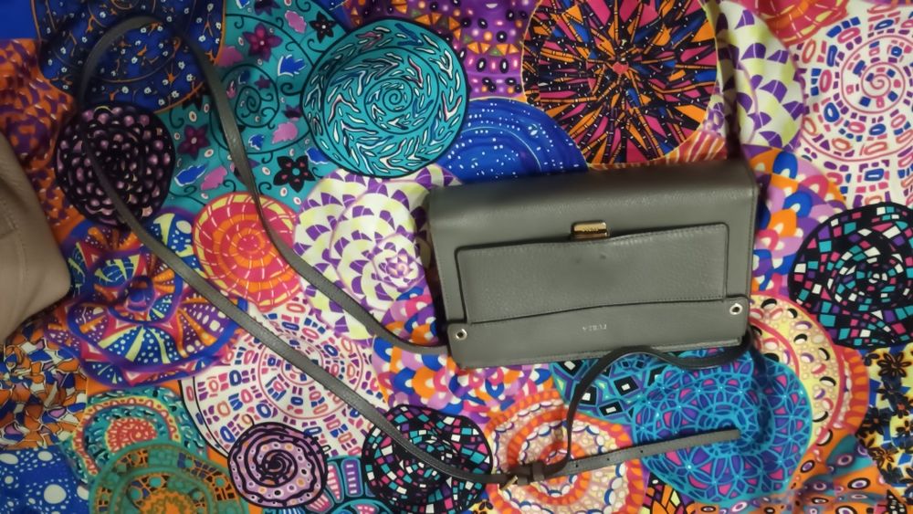 Малк  чанта а фурла furla