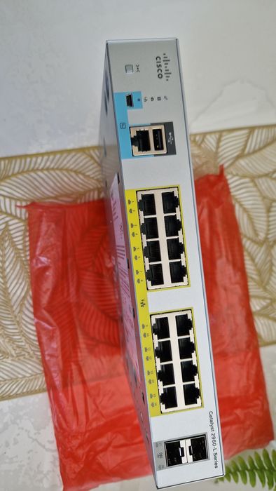 Коммутатор cisco 2960L 16 портов