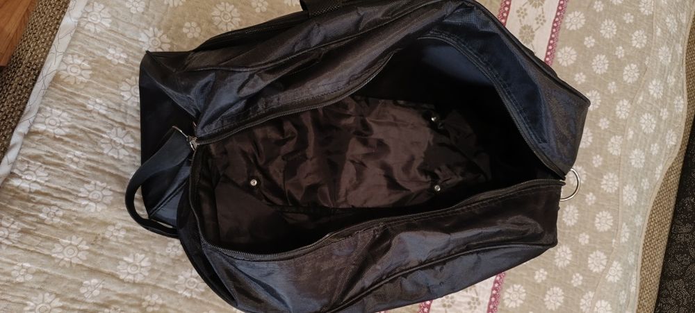 Продам шикарный дорожный сумку!
