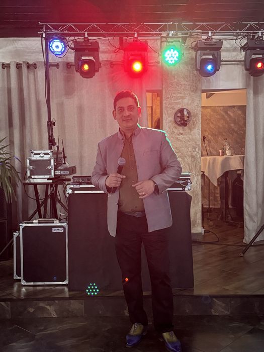 Dj şi Solist vocal Muzică Nuntă Botez Bucuresti Ploiesti Prahova LIVE