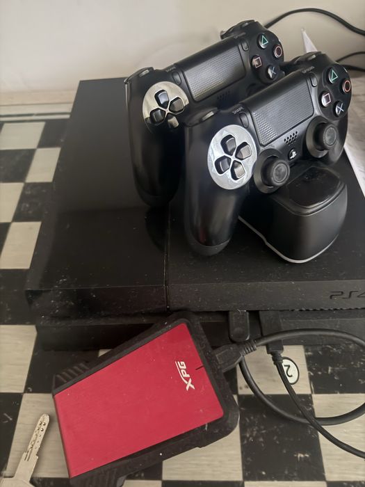 Play station 4 500 gb