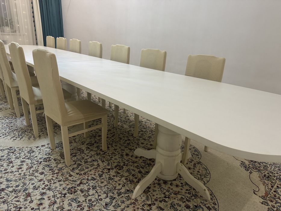 Срочно продам стол 5,5